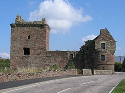 Burleigh Castle, Milnathort.jpg