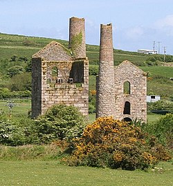 Two Engine Houses of the Grenville United Mine - geograph.org.uk - 176792.jpg