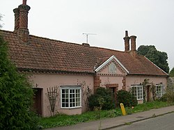 Alms Houses, Ampton, Suffolk - geograph.org.uk - 357324.jpg