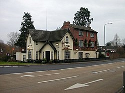 Crossroads public house and hotel, Weedon, Northamptonshire.jpg