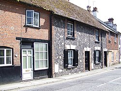 Cottages, Amesbury - geograph.org.uk - 863744.jpg